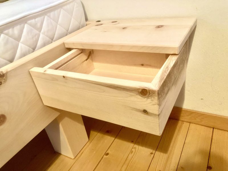 Commode en bois d'arolle - Perritaz maître menuisier